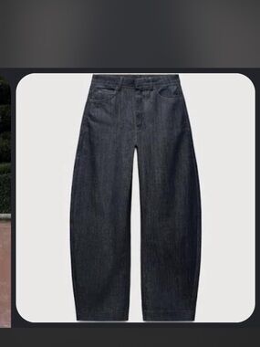 NWOT zara barrel jeans!